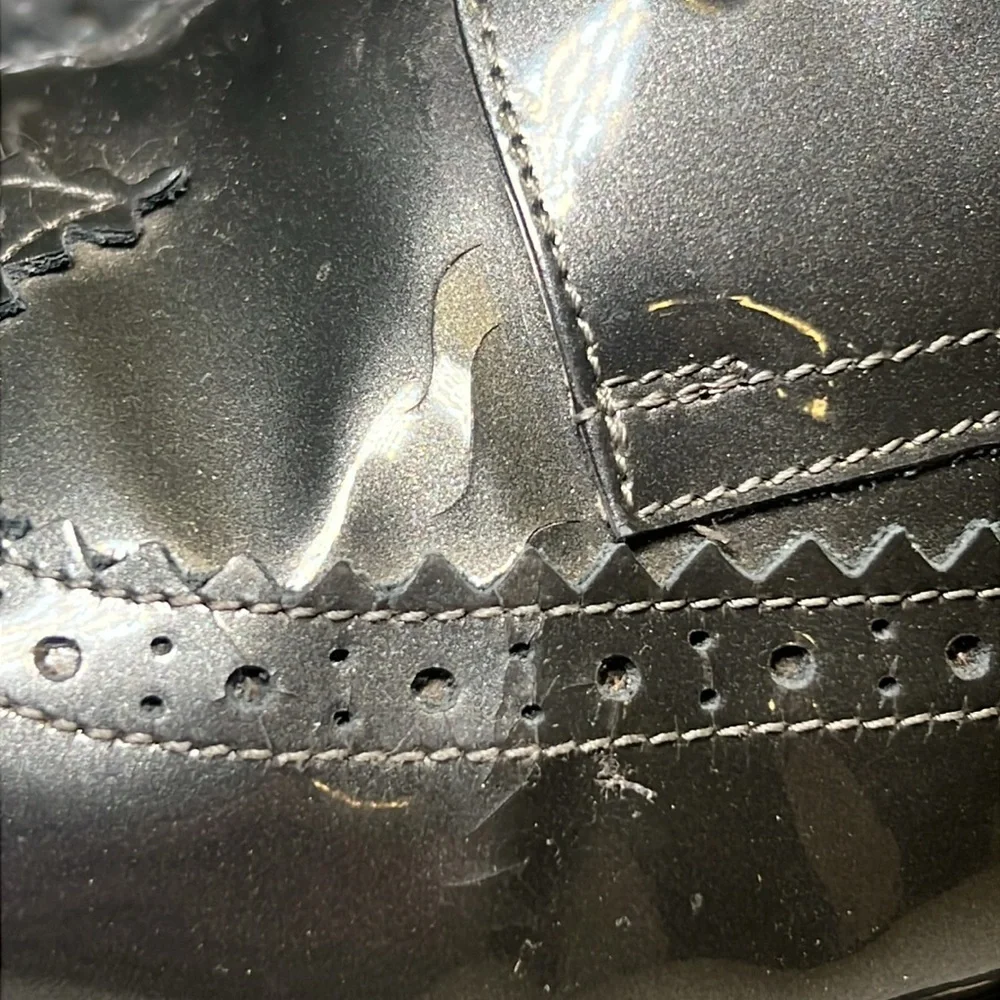 Browns Couture metallic wing tip brogue shoes.  Size 8. - Picture 9 of 10